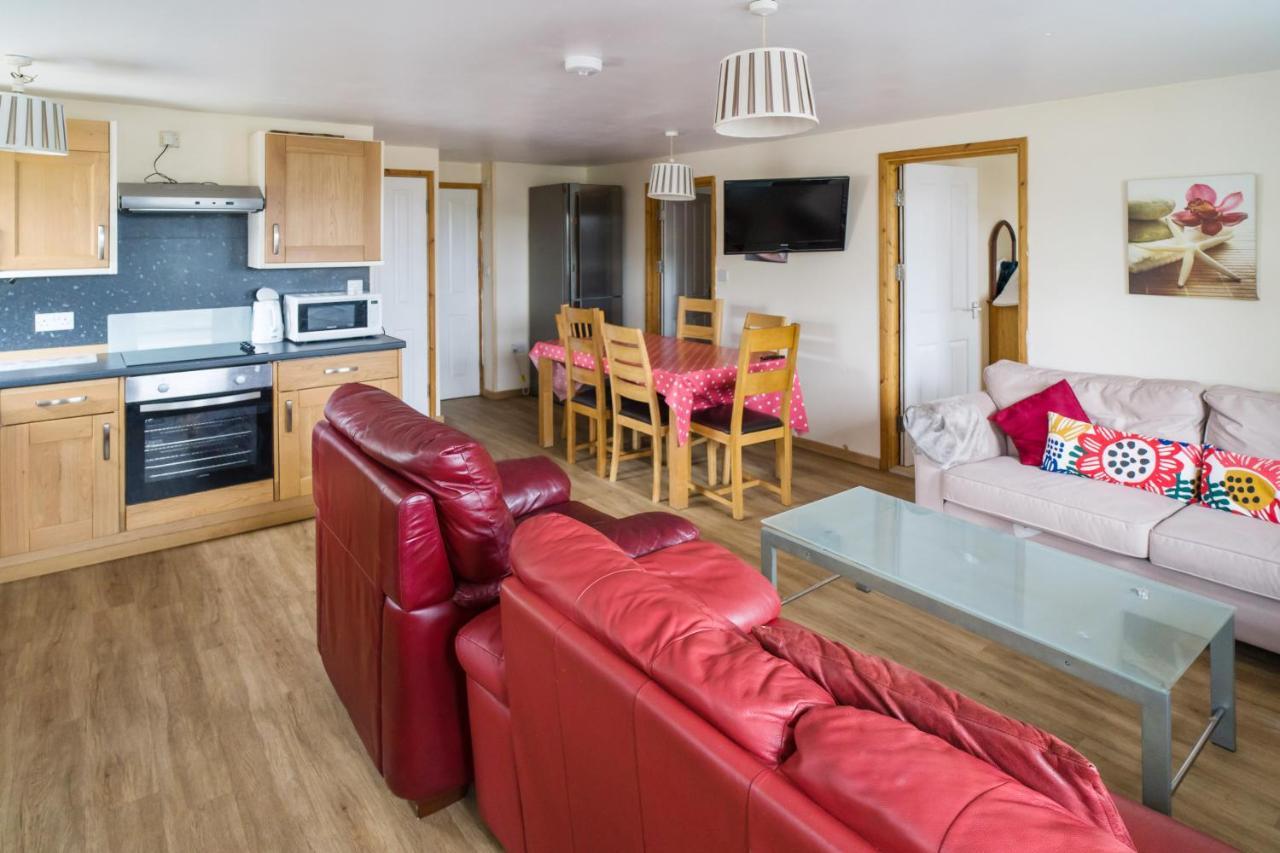 The Pine Lodge Aberystwyth Exteriör bild